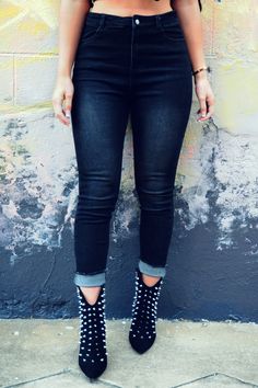 $50.99
The "Take Me To The Top" Jeans feature a black color throughout, have a mid-rise waistline, lighter coloring in the front on the thighs, and are slightly frayed at the hem! These jeans are made of a cotton, polyester, and spandex blend of materials that have a medium weight and thickness. They have a true to size fit, have very little stretch throughout, and are available in sizes small to large! Top Jeans, Jean Top, Jeans Black, Special Occasion Dresses, Black Color, Capri Pants, The Top