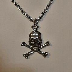 Collectible Silver Skull Necklace, Geeky Clothes, Grunge Jewelry, Edgy Jewelry, Y2k Necklace, Skull Crossbones, Y2k Accessories, Skull Clothing, Pewter Pendant