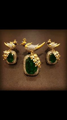 Pendant Set Diamond, Rajwadi Jewellery, Antique Mangalsutra, Emerald Green Jewelry, Emerald Set, Jewellery Showroom