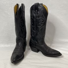 Nocona Boots Made For Alcala's Chicago Men's Size 4b Black Leather Western Cowboy Boots Please Let Me Know If You Have Any Questions Or Need Any Additional Photos Nocona Boots, Western Cowboy Boots, Black Leather Boots, Western Cowboy, Boot Shoes Women, Shoes Heels Boots, Western Fashion, Cowboy Boots, Shoes Women Heels