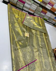 Pure handloom  tissue silk sarees😍😍

12000/-

Free shipping in India 
Silk mark certified