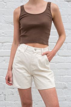 Brandy Melville Hoodies, Brandy Melville Outfits, Brown Tank Top, Minimalist Capsule Wardrobe, Tank Top Outfits, Crop Top Outfits, Spring Looks, Work Outfits Women, Cropped Tank Top