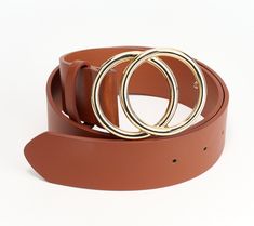 Accessorizing 101: cinch your waist with this fab faux leather belt, featuring a double ring detail at the buckle for extra oomph. From Susan Graver. Susan Graver, Faux Leather Belts, Double Ring, Chunky Yarn, Leather Belt, Faux Leather, Fashion Accessories, Buckle, Cuff