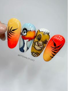 Re leone nail art! Simba e zazu! Nail Artist, Lion King, Girly Things, Press On Nails, Lion, Funny Quotes