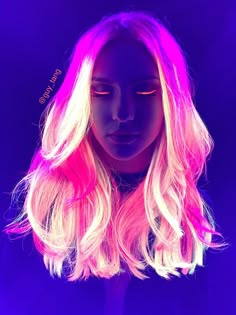 Neon Hair Color, Pink Hair Highlights, Glow Hair, Cute Hair Colors, Rainbow Hair Color, Creative Hair Color, Guy Tang, Neon Hair, Pretty Hair Color