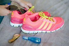 22 Life-Changing Shoe Hacks to Add to Your Repertoire - The Krazy Coupon Lady Diy Clothes Life Hacks, Patent Leather Shoes, Fashion Hacks Clothes, Clean Shoes, Clothing Hacks, Packing Tips