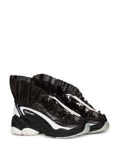 Reebok LTD DMX Ruffle lace-up Sneakers  - Farfetch Chanel 2, Demi Fine Jewelry, Summer Beach Wear, Flat Boots, Fine Earrings, Ballet Flat Shoes, Pump Sandals, Ski Wear, Lady Dior