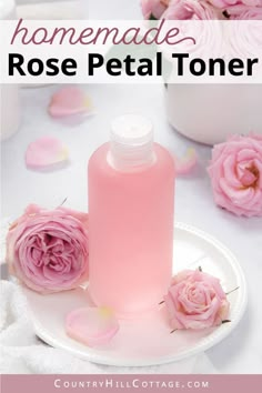 Diy Rose Water Toner, Benefits Of Rose Water, Homemade Rose Water, Rose Water Diy, Diy Toner, Rose Toner, Rose Water Toner, How To Make Rose