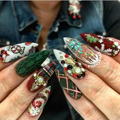 Funky Christmas Nails Acrylic, Funky Christmas Nails Design, Creepy Christmas Nails, Krampus Nails, Vintage Christmas Nails, Retro Christmas Nails, Crazy Christmas Nails, Alternative Christmas Nails, Funky Christmas Nails