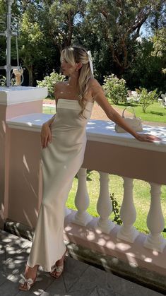 Elegant dress 22th Birthday, Satin Prom Dresses, Robes Glamour, Evening Dresses Online, Prom Dress Inspiration, Birthday Outfits, Grad Dresses, Satin Prom Dress, Satin Maxi