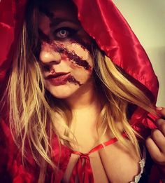 Scary Little Red Riding Hood Makeup, Scary Red Riding Hood Costume, Scary Little Red Riding Hood Costume, Scary Red Riding Hood Makeup, Riding Hood Makeup, Little Dead Riding Hood, Easy Girl Halloween Costumes, Red Riding Hood Makeup, Crazy Halloween Makeup