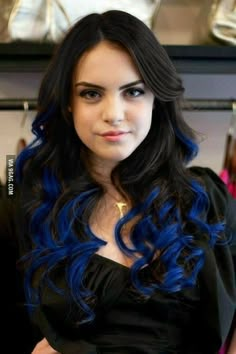 Blue Hair Streaks, Blue Hair Highlights, Hair Streaks, Dyed Hair Inspiration, Punk Hair, Pretty Hair Color, Victoria Justice