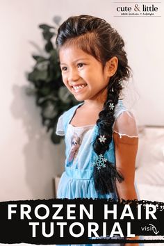 Click here to learn how to make the Elsa braid from Frozen on cute Elsa Braid Tutorial, Elsa Hair Tutorial, Frozen Hair Tutorial, Frozen Braid, Frozen Halloween Costumes, Elsa Makeup, Elsa Halloween Costume, Elsa Braid, Frozen Halloween