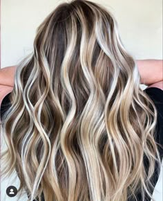 Blonde Hair Color Balayage, Crazy Curly Hair, Hair Down Styles, Dimensional Hair Color, Ashy Hair, Fall Blonde Hair Color, Perfect Blonde Hair, Wedding Hair Colors