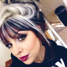 April Lopes Burgundy And Black Hair, Current Hair Color Trends, Edgy Hair Color Ideas, Anastasia Hair, Beautiful Eye, Hair Inspiration Color, Cool Hair Color, Hair Color For Black Hair, Love Hair