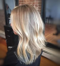 Blonde Foils, Vanilla Blonde, Medium Blonde Hair, Medium Blonde, Balayage Hair Blonde, Blonde Hair Looks, Blonde Hair With Highlights, Brown Blonde Hair, Long Blonde