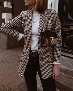 Nz Outfits, Outfits Primavera, Checkered Blazer, Blazer Outfits For Women, London Aesthetic, Future Wardrobe, Women's Outfits By Occasions, 2020 Fashion Trends, Fashion Male