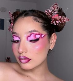 #makeup #valentines #valentinesday #makeupaddict #pink #loveintheair Pink Fantasy Makeup, Pink Christmas Makeup, Cupid Makeup, Valentine Makeup, Pink Angels, College Makeup, Rainbow Eye Makeup, Angel Makeup