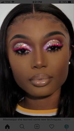 Stud Makeup Looks, Glitter Glam Makeup For Black Women, Pink Makeup Looks Black Women, Glitter Glam Makeup, Exotic Makeup