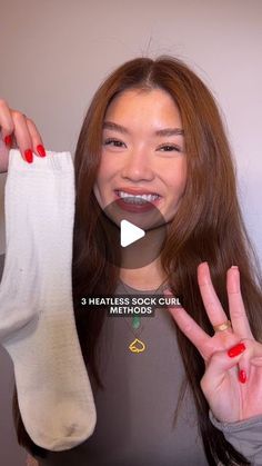 Alxandra on Instagram: "3 DIFFERENT WAYS TO CURL YOUR HAIR WITH 🧦 SOCKS 🧦  #heatlesscurls #overnightcurls #sockcurls #heatlesshair #hairtutorial #hair #hairtrends" How To Do Heatless Curls Overnight Diy, Easy Curls For Long Hair Overnight, Heatless Curls Overnight Sock Tutorial, Heatless Curls With Wet Hair, How To Curl Your Hair With Braids, Curly Sock Hair, How To Put Curls In Your Hair, Curly Hair Using Socks