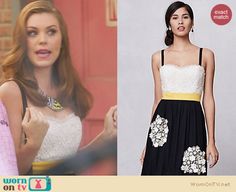 AnnaBeth’s strapless dress and animal patterned bib necklace on Hart of Dixie. Outfit Details: http://wornontv.net/21103 #HartofDixie #TheCW Flower Power Dress, Southern Fashion, Bib Necklace, Flower Power, Sleeveless Formal Dress