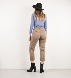 vintage lavender turtleneck + beige high rise denim pants by closed caption Lavender Turtleneck, Vintage Lavender, Cropped Denim Pants, Boyfriend Denim, Lee Denim, Silk Trousers, Flowy Pants, Vintage Pants, Straight Leg Denim