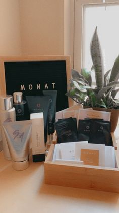 Monat Aesthetic, Monat Black, Board Pictures, Vision Board Pictures, Hair Skin, Healthy Hair, Vision Board, How To Find Out