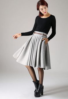 High waisted pleated midi skirt for winter 1097# – XiaoLizi Skirt Outfit Ideas Plus Size, Pleated Skirt Outfit Ideas, Pleated Skirt Winter, Skirt Fall Outfit, Winter Skirt Fashion, Light Grey Skirt, Outfit Ideas Plus Size, 50s Skirt, Skirt Winter