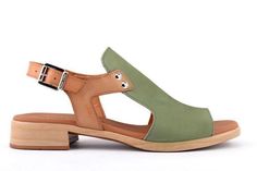 Cute Shoes Flats, Stylish Shoes Heels, Trending Womens Shoes, Fashion Shoes Sandals, Fresh Shoes, Only Shoes, Kinds Of Shoes, Gym Shoes, Beach Shoes