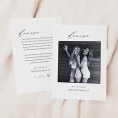 Ask your beautiful friends " Will You Be My Bridesmaid? " with our Minimalist Photo Bridesmaid Proposal Card Template. Not only will your bride squad know just how much they mean to you, this will also act as a beautiful keepsake. You can edit: ▻ wording ▻ font style ▻ font size ▻ text color ▻ text placement ▻ background color ▻ photo INCLUDED IN THIS DOWNLOAD: ▻ 5" x 7" bridesmaid proposal card template, double-sided 5 double-sided bridesmaid and one maid of honor card provided - add additional Will You Be My Maid Of Honor, Bridesmaid Card, Maid Of Honor Proposal Cousin, Bridesmaid Proposal Card, Bridesmaids Info Cards, Maid Of Honor Proposal Card, Maid Of Honor Proposal, Attire Guide Bridesmaid Card Design, Simple Bridesmaid Proposal Card