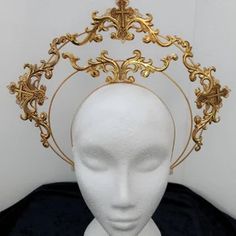 Baroque: Golden Halo Fantasy Headwear Cosplay Crown Alt - Etsy Baroque Accessories, Halo Tiara, Baroque Filigree, Alt Accessories, Cosplay Crown, Lab Ideas, Fantasy Crown, Hip Jewelry, Angel Outfit