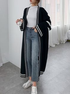 Urban Loose Contrast Color Striped Cardigan Coat Winter Mode Outfits, Mode Abaya, Trendy Dress Outfits, Everyday Fashion Outfits, Casual Day Outfits, Designer Dresses Casual, Quick Outfits, Stylish Dress Book, Easy Trendy Outfits