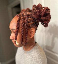 Dreadlock Style, Hair Streaks, Faux Locs Hairstyles, Short Locs Hairstyles, Quick Braided Hairstyles, Dreads Styles, Box Braids Styling