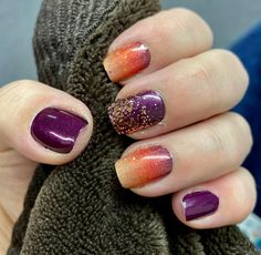 New York Minute Color Street, Color Street Halloween, Mani Inspiration, Hut Ideas, Colorstreet Combos, Nail Combos, Santa Nails, Mani Ideas, Nail Color Combos