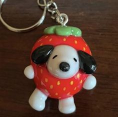 Snoopy Clay Earrings, Snoopy Clay Ideas, Snoopy Clay Figures, Snoopy Air Dry Clay, Snoopy Clay Charm, Snoopy Diy Crafts, Snoopy Polymer Clay, Cute Knick Knacks, Cute Ceramics Ideas Aesthetic