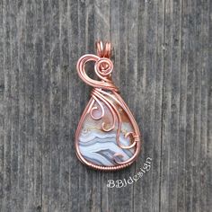 Crazy Lace Agate Gemstone Cabochon Teardrop Pendant Necklace Copper Wire Wrapped Round Wire Wrapped Pendant, Wire Wrapped Round Pendant Amulet Jewelry, Wire Wrapped Copper Wire Teardrop Pendant Necklace, Wire Wrapped Square Stone Pendants, Crystal Jewelry Diy, Weird Jewelry, Electroformed Jewelry, Diy Jewelry Inspiration