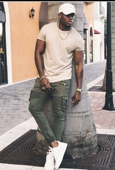 Black Men Summer Fashion, Outfits For Teenage Guys, Guerriero Samurai, Workout Man, Black Men Fashion Urban, Black Men Fashion Casual, Mens Summer Outfits, Black Men Fashion Swag, Mens Casual Outfits Summer