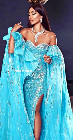 Michael Cinco Couture - Philippines 🇵🇭 Michael Cinco Couture, Michael Cinco, Beauty Hair Color, Royal Blue Dress, Blue Gown, Fantasy Gowns, Sweet 16 Dresses, Elegant Dresses For Women, Elegant Fashion