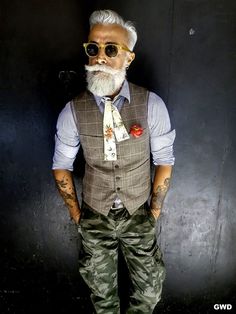 I love this guy's style Advanced Style, Hair And Beard Styles, Beard Styles, Old Man