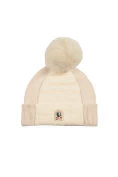 Logo Patched Puffer Beanie from ParajumpersComposition: 100% Polyester Fendi Wallet On Chain, Beige Hat, Italian Luxury Brands, Burberry Hat, Fendi Wallet, Shop Logo, Trendy Accessories, Luxury Shop, Modern Man