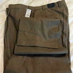 Nwt Wool Pleated Pant With A Cuff. Not Lined So Comfortable In Most Temperatures. Lightweight With Structure. Green Dress Pants, Brooks Brothers Men, Khaki Dress Pants, Slacks Trousers, Brown Dress Pants, Lime Green Shorts, Adidas Track Suit, Seersucker Pants, Dress Slacks