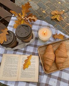 fall aesthetic, november aesthetic, october vibes, cozy autumn aesthetic, fall aesthetic wallpaper, fall vibes aesthetic, november vibes, aesthetic fall, october aesthetic, october wallpaper, hello fall, aesthetic fall wallpaper, cozy fall aesthetic, cozy fall vibes, cozy fall, autumn cozy Pinterest Girly, Fall Picnic, Pumpkin Spice Season, Autumn Days, Fall Aesthetic