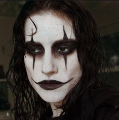 Goth Halloween Costume, Clown Face Paint, Goth Eye Makeup, Holloween Makeup, Vampire Bride, Concert Makeup, Horror Makeup, Halloween Makeup Inspiration, Cool Makeup Looks