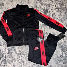 Nike Track Suit Size : 6 New With Tags Nike Fitted Sports Sets, Fitted Nike Sports Sets, Nike Fitted Sportswear Sets, Black Sportswear Sets For Winter, Black Cotton Sportswear Set, Nike Long Sleeve Streetwear Set, Nike Tracksuit Men, Nike Suit, Nike Jogging Suits