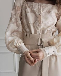 Designs For Dresses, Looks Chic, Fashion 2020, Online Fashion Stores, Mode Inspiration, Muslim Fashion, Look Fashion, Hijab Fashion