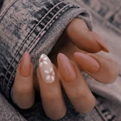 Neutral Travel Nails, Mom Approved Nails, One Nail Flower Design, Modern Pink And White Nails, Almond Shape Rainbow Nails, Aesthetic Neutral Nails, French Tip Round Nails Acrylics, Fall Nail Decor, Cruel Summer Nails