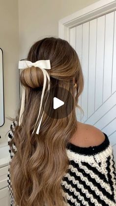 breanna cohoon on Instagram: "can’t stop styling bows in my fall hairstyles, it’s just too cute 🎀 
.
.
.
#hairstyles #hairtutorial #fallfashion #fallstyle #fallinspo #style #fashion #fallhair #falltrends" Thanksgiving Hair, Easy Care Hairstyles, Fall Hairstyles, Homemade Hair Products, Tate Mcrae, I'm Ok, Holiday Hairstyles, Half Up Half Down Hair, Hair Care Tips