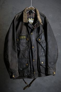 Barbour 1990's Vintage International Waxed Jacket SIZE Shoulder：47cm Pit to pit：53cm Length：73cm Sleeve：62cm Find us: @ban_secondhand_goods Thank you for checking us out :) Vintage Waxed Winter Outerwear, Hunting Jacket Outfit, Rugged Gentleman Style, Barbour Jacket Mens, Barber Jacket, Barbour International Jacket, Waxed Canvas Jacket, Vintage Jacket Men, Waxed Jacket