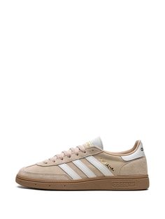 Find ADIDAS Handball Spezial Beige Sneakers on Editorialist. light beige suede/leather logo print to the side signature 3-Stripes logo contrasting heel counter round toe front lace-up fastening logo patch at the tongue branded insole gum-rubber sole These styles are supplied by a premium and authenticated sneaker marketplace. Stocking only the most sought-after footwear, they source and curate some of the most hard to find sneakers from around the world. Cream Skate Shoes With Gum Sole For Sports, Sporty Beige Skate Shoes With Gum Sole, Beige Sporty Skate Shoes With Gum Sole, Sporty Beige Skate Shoes With Cushioned Footbed, Beige Sporty Skate Shoes With Cushioned Footbed, Adidas Beige Sneakers With Boost Midsole, Beige Gum Sole Sneakers, Adidas Cream Sneakers With Contrast Sole, Adidas Beige Sneakers With Cushioned Footbed