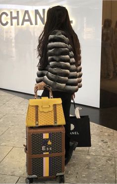 Goyard luggage Goyard Travel Luggage, Luxury Luggage Aesthetic, Sleepers Footwear For Women, Must Have Footwear For Women, Formal Footwear For Women, Baddie Airport Outfits, Must Have Footwear, Flat Footwear